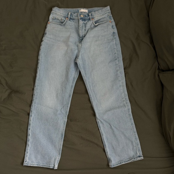 High Rise Straight Jeans in Vintage Light Indigo Wash - Picture 4 of 7